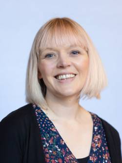 Head and Shoulder photo of Katie Colier