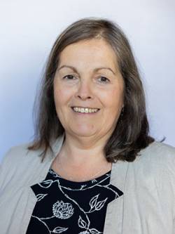 Head and Shoulder profile photo of Sarah Murray